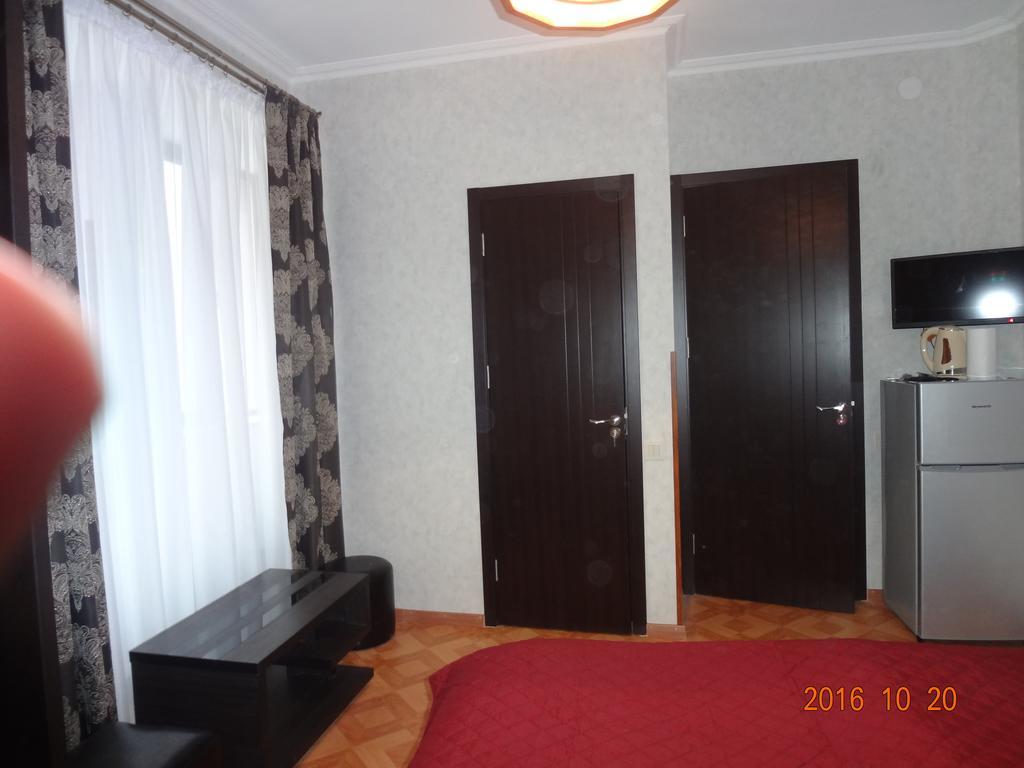 Ana'S Comfort Apartment Tbilisi Exterior photo